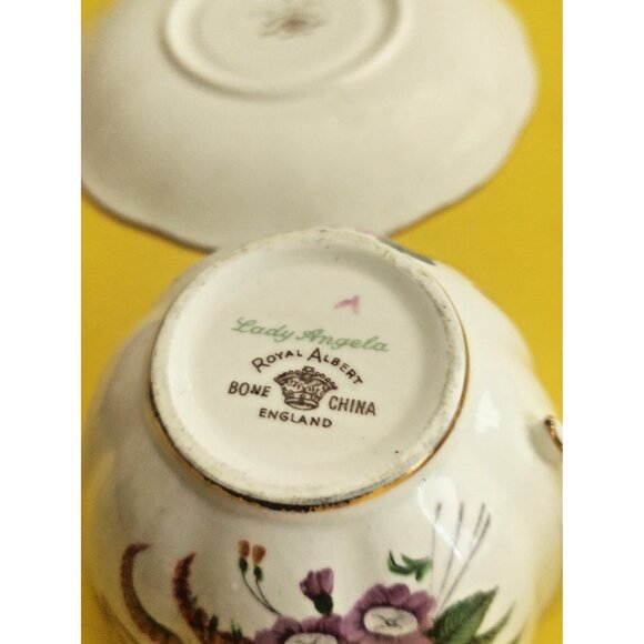 Vintage Royal Albert England Wide Mouth Cup & Saucer Set Lady Angela 1940's - Picture 14 of 14